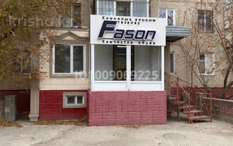 Свободное назначение, офисы, магазины и бутики, склады, общепит, салоны красоты, сельское хозяйство, медцентры и аптеки, образование · 50 м² за 21.5 млн ₸ в Атырау, мкр Авангард-4 — фото 2