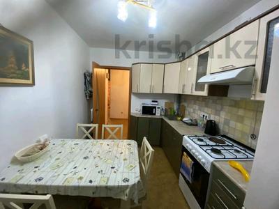 3-комнатная квартира · 74 м² · 2/5 этаж, Гастелло за 27 млн 〒 в Петропавловске