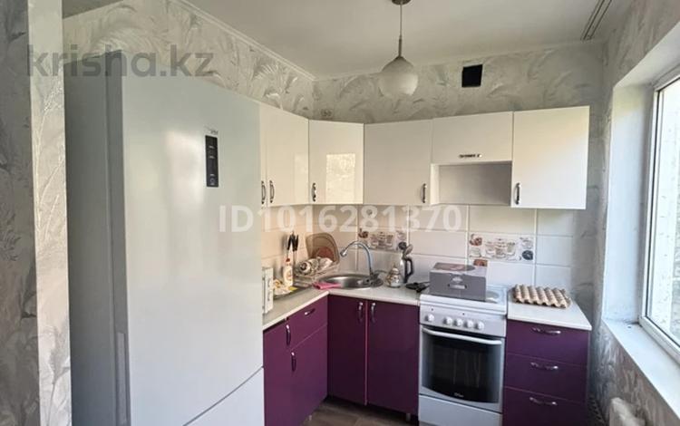 4-комнатная квартира · 70 м² · 4/5 этаж, Михаэлиса 9 за 200 000 ₸ в Усть-Каменогорске — фото 2
