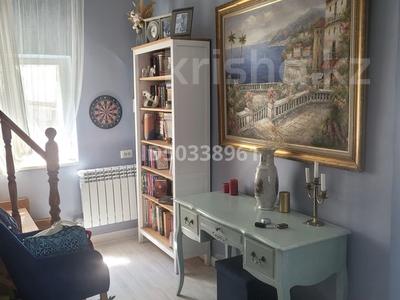 Продажа домов и дачи в Алматы: Отдельный дом · 2 комнаты · 101 м² · 6 сот., мкр Каменское плато, Аврора 67 за 120 млн 〒 Отдельный дом · 2 комнаты · 101 м² · 6 сот., мкр Каменское плато, Аврора 67 за 120 млн 〒 в Алматы, Медеуский р-н