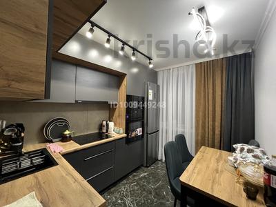 3-комнатная квартира · 60 м² · 1/9 этаж, мкр Юго-Восток, Гапеева 1 — Гапеева 1 за 29 млн ₸ в Караганде, Казыбек би р-н