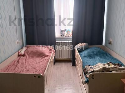 2-комнатная квартира · 45 м² · 3/5 этаж, Молодежная 45 за 7 млн 〒 в Шахтинске