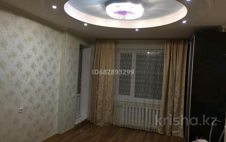 2-комнатная квартира · 64 м² · 5/9 этаж, Мурат Мункеулы 83/2 — Зачаганск за 22.5 млн ₸ в Уральске — фото 2