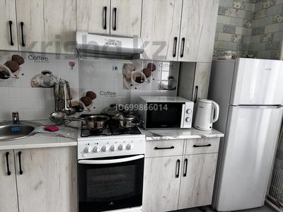 1-комнатная квартира · 44 м² · 1/5 этаж, Б Абая 53 В — Аргын,Кенсарай,Лаура, Гарден, Рай больница за 12 000 ₸ в 