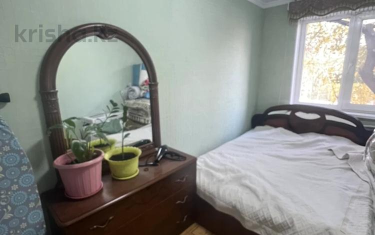 3-бөлмелі пәтер · 58 м² · 2/5 қабат, мкр №10 — Шаляпина, бағасы: 300 000 ₸ в Алматы, Ауэзовский р-н — фото 2