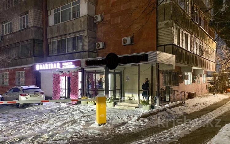Магазины и бутики, салоны красоты, медцентры и аптеки, образование, кабинеты и рабочие места, студии · 165 м² за 2 млн ₸ в Алматы — фото 2