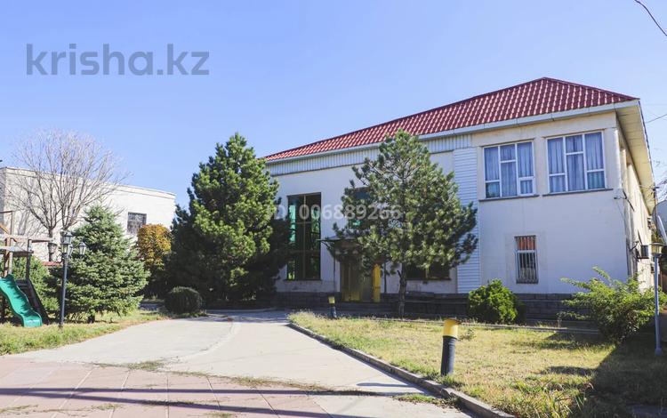 Отдельный дом · 15 комнат · 1000 м² · 20 сот., Казыбек би 77 — Пересечение улиц Казыбек би и Торекулова за 360 млн ₸ в Шымкенте, Аль-Фарабийский р-н — фото 2