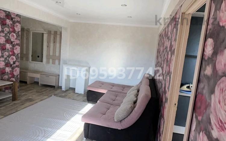 2-бөлмелі пәтер · 45 м² · 5/5 қабат, Казахстан 97 — Областная больница, бағасы: 15 000 ₸ в Усть-Каменогорске, Ульбинский — фото 9