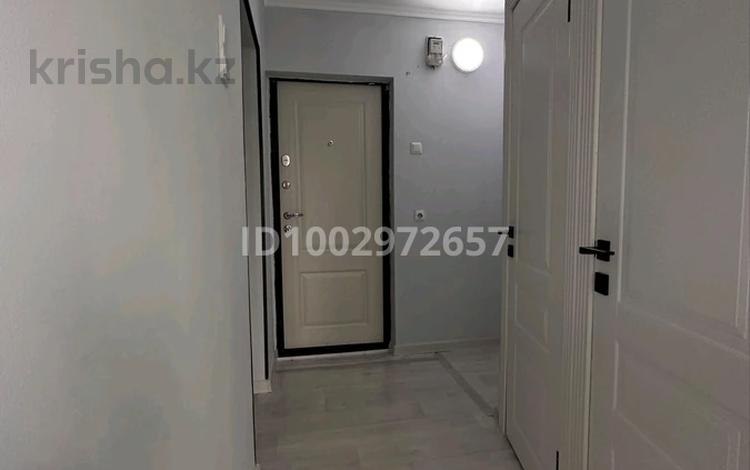 1-комнатная квартира · 40 м² · 5/5 этаж, мкр 5, Мкр 5, Абылхайр Хана — Центр города, рядом стадион, малая Алия, рядом кафе Таксим. за 3 000 ₸ в Актобе — фото 2