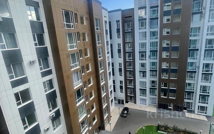 2-комнатная квартира, 73.2 м², 2 этаж, Кабанбай батыра 64 — Рыскулова за ~ 36 млн 〒 в Астане, Есильский р-н — фото 2