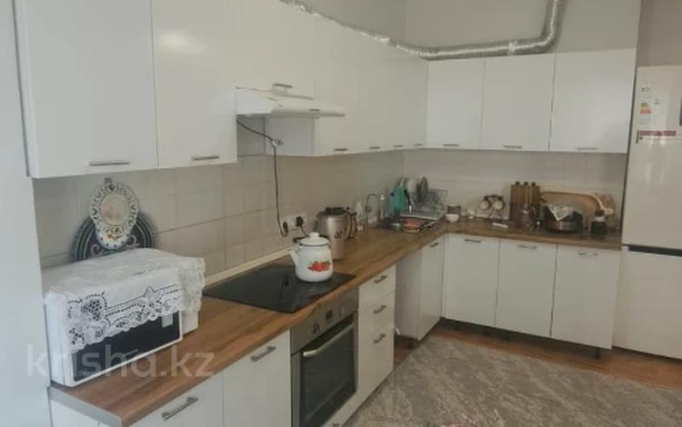 2-бөлмелі пәтер · 83.1 м² · 12/18 қабат, Туркестан 2, бағасы: 50 млн ₸ в Астане, Есильский р-н — фото 2