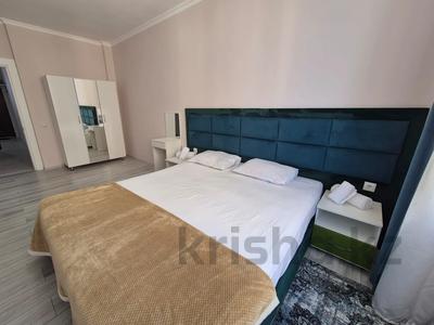 2-комнатная квартира · 55 м² · 13/19 этаж, 7А мкр 21 за 250 000 ₸ в Актау