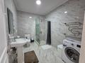 2-комнатная квартира · 55 м² · 13/19 этаж, 7А мкр 21 за 250 000 ₸ в Актау — фото 3