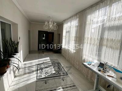 Жеке үй · 6 бөлме · 140 м² · 8 жүзд., мкр Ынтымак 17 — Аккурай, бағасы: 35 млн ₸ в Шымкенте, Абайский р-н