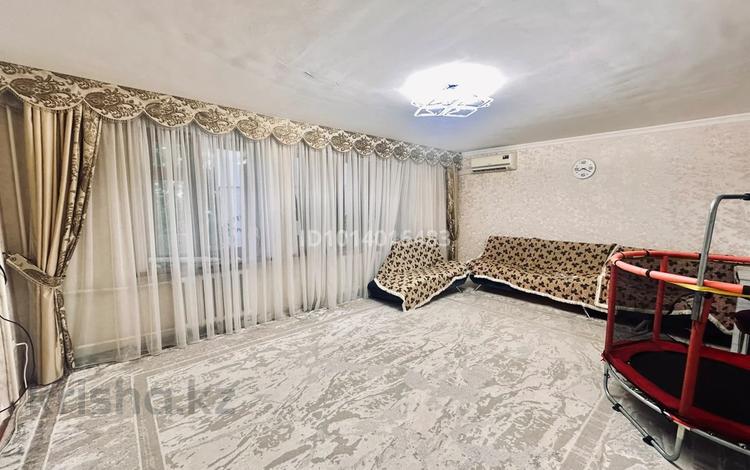 3-комнатная квартира · 99.6 м² · 5/10 этаж, Абая 71/1 — Айтиева за 200 000 ₸ в Уральске — фото 2