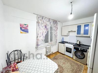 1-бөлмелі пәтер · 42 м² · 2/5 қабат, мкр Жулдыз, бағасы: 15.3 млн ₸ в Талдыкоргане, мкр военный городок Жулдыз