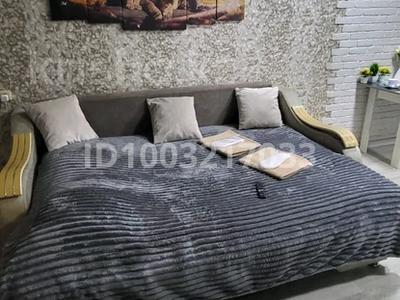 2-комнатная квартира · 38 м² · 5/5 этаж, Майкудук, Майкудук, 13й микрорайон 29 за 10 000 ₸ в Караганде, Алихана Бокейханова р-н