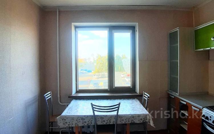 2-бөлмелі пәтер · 50.6 м² · 3/9 қабат, 9-ші шағым аудан, бағасы: 19.5 млн ₸ в Костанае, 9-й микрорайон — фото 2