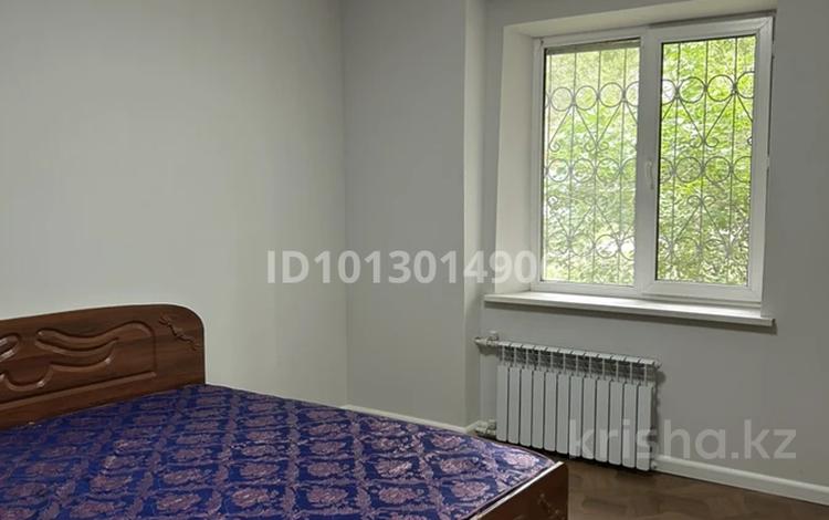 3-комнатная квартира · 55 м² · 1/7 этаж, мкр Аксай-1А, Ақсай-1А ш/а. 6 — Төлеби бауыржан момыш ұлы қиылысы за 260 000 ₸ в Алматы, Ауэзовский р-н — фото 4