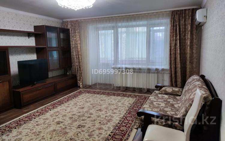 4-бөлмелі пәтер · 105 м² · 5/5 қабат, Аманжолова 89, бағасы: 33 млн ₸ в Уральске — фото 2