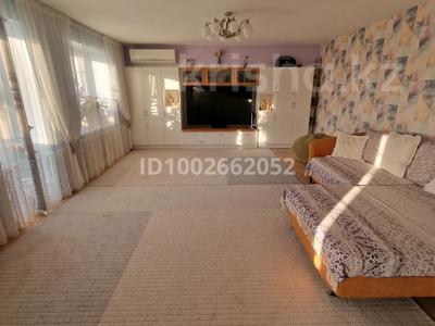 2-бөлмелі пәтер · 90.8 м² · 2/4 қабат, мкр Каменское плато, оспанова 69, бағасы: 120 млн ₸ в Алматы, Медеуский р-н