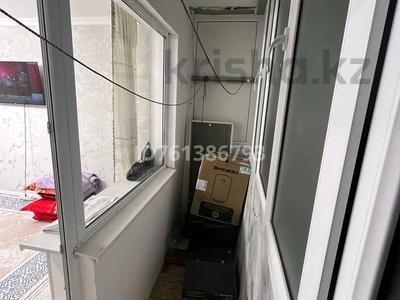 1-комнатная квартира · 31 м² · 2/5 этаж, Майкудук, Майкудук, 17й микрорайон — Рядом супермаркет южный школа литцеи. садик. остановка. за 10.5 млн ₸ в Караганде, Алихана Бокейханова р-н