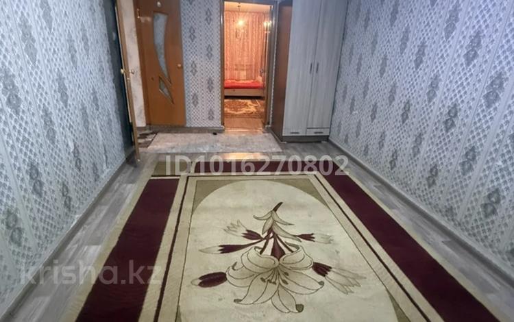 2-бөлмелі пәтер · 55 м² · 2/5 қабат, Қаратау ш/а. , Мир Каратау 33, бағасы: 120 000 ₸ в Таразе, мкр Каратау — фото 2