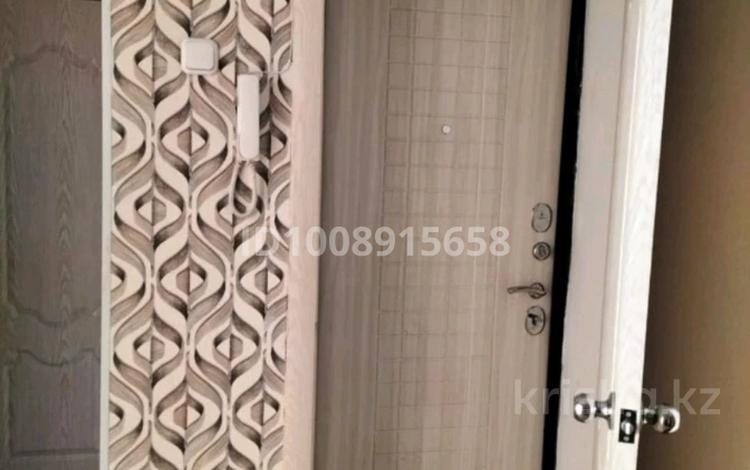 4-бөлмелі пәтер · 80 м² · 1/5 қабат, Каратюбинская 30, бағасы: 28 млн ₸ в Уральске — фото 2