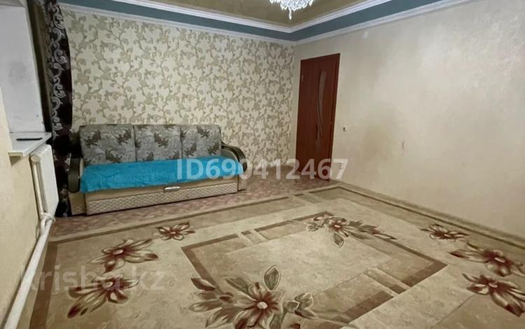 3-комнатный дом помесячно, 90 м², 5 сот., мкр. Зачаганск пгт, Зачаганск пгт ш/а. — Баян сулу- Брусиловский за 110 000 〒 в Уральске, мкр. Зачаганск пгт — фото 2