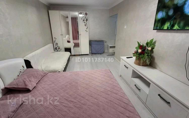1-бөлмелі пәтер · 30 м² · 2/5 қабат, Желтоксан 27 — Маметова Желтоксан 27, бағасы: 2 000 ₸ в Алматы, Алмалинский р-н — фото 2