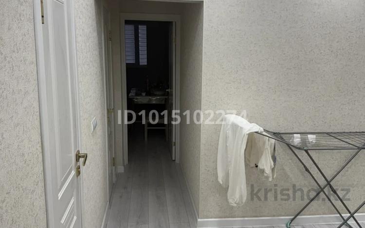 3-бөлмелі пәтер · 95 м² · 2/5 қабат, 15-ш/а. 21, бағасы: ~ 35 млн ₸ в Актау, 15-й мкр — фото 2