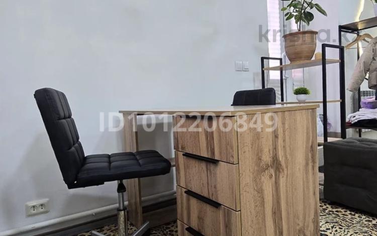 Кабинеттер және жұмыс орындары, студиялар · 32 м², бағасы: 35 000 ₸ в Усть-Каменогорске, Ульбинский — фото 2