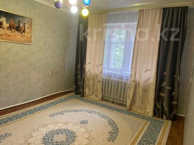 3-бөлмелі пәтер · 60 м² · 2/2 қабат, Алтынсарина, бағасы: 12 млн ₸ в Уральске