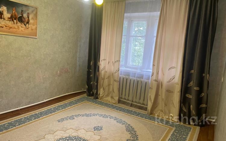 3-бөлмелі пәтер · 60 м² · 2/2 қабат, Алтынсарина, бағасы: 12 млн ₸ в Уральске — фото 2