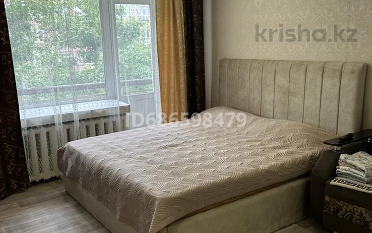 1-комнатная квартира · 30 м² · 3/3 этаж, 72квартал 13 за 1 500 〒 в Семее — фото 10