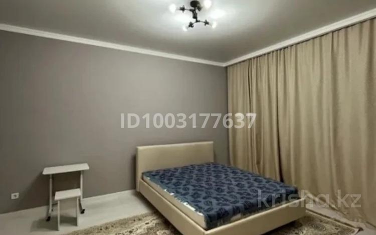 1-бөлмелі пәтер · 50 м², Байтурсынова 30 2, бағасы: 15 000 ₸ в Астане — фото 2