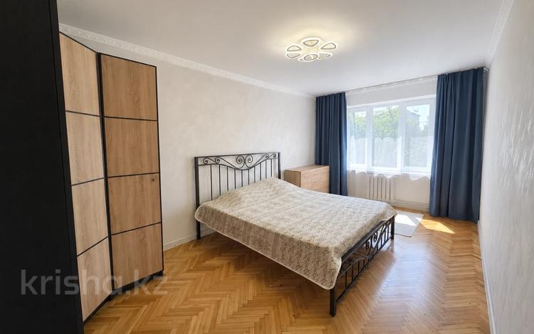 4-комнатная квартира · 84 м² · 3/5 этаж, мкр Аксай-3А — Толе би Яссауи за 48.5 млн ₸ в Алматы, Ауэзовский р-н — фото 2