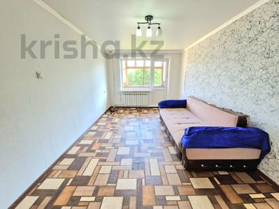 2-комнатная квартира · 44.2 м² · 2/5 этаж, Майкудук, 18й микрорайон за 13.5 млн 〒 в Караганде, Алихана Бокейханова р-н