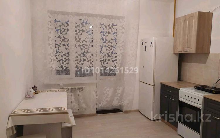 1-комнатная квартира · 40.1 м² · 6/9 этаж, Самал 92 за 120 000 ₸ в Уральске — фото 2
