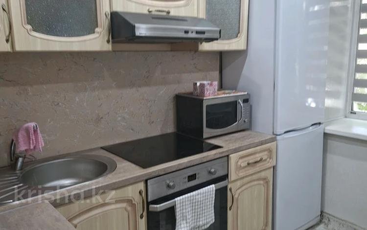 1-бөлмелі пәтер · 35 м² · 2/5 қабат, Панфилова, бағасы: 10 000 ₸ в Семее — фото 8