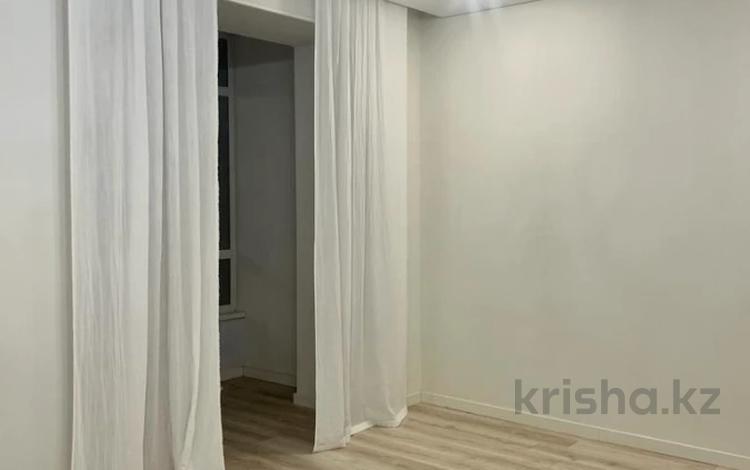 3-комнатная квартира, 95 м², 2/4 этаж, Абая 83/1