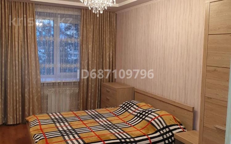3-комнатная квартира · 64.4 м² · 8/9 этаж, мкр Юго-Восток, 29й микрорайон 32 — Пр. Республики за 180 000 〒 в Караганде, Казыбек би р-н — фото 12