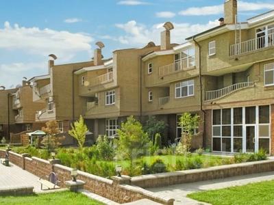 4-комнатная квартира · 448 м² · 3/4 этаж, Самал-3 24/1 за 490 млн ₸ в Алматы, Медеуский р-н