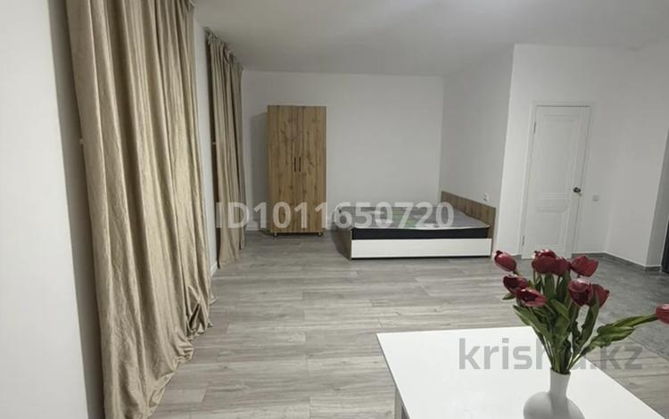 1-бөлмелі пәтер · 35 м² · 1/3 қабат, Нусупбекова, бағасы: 170 000 ₸ в Алматы, Жетысуский р-н — фото 2