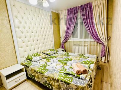 Сағатына пәтерлер в Шымкенте: 2-бөлмелі пәтер · 60 м² · 2/5 қабат, Байтурсынова 4 — Байтурсынова Тауке хана, бағасы: 15 000 〒 2-бөлмелі пәтер · 60 м² · 2/5 қабат, Байтурсынова 4 — Байтурсынова Тауке хана, бағасы: 15 000 〒 в Шымкенте, Аль-Фарабийский р-н