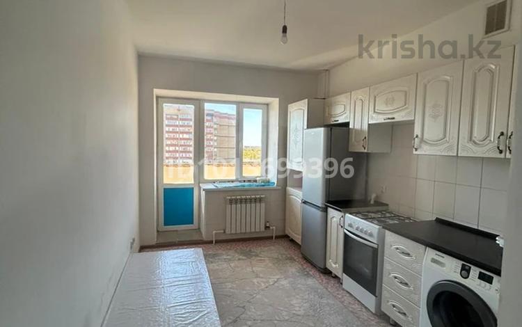 2-бөлмелі пәтер · 58 м² · 5/9 қабат, мкр 4 15г — Үйдің жанында екі мектеп, Балабақша, Дина, Сто, Мойка Остановка, 112 өте жақын орналасқан, бағасы: 18 млн ₸ в Актобе — фото 2