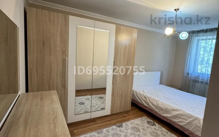 3-комнатная квартира, 53.4 м², 4/4 этаж помесячно, Тауке хана 4