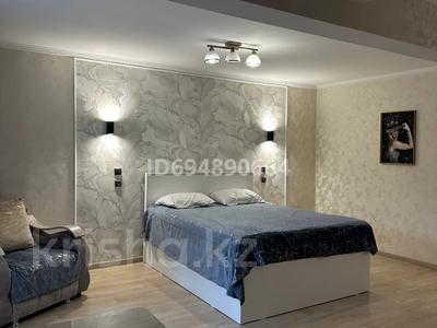 1-комнатная квартира · 44 м² · 2/4 этаж, Ермекова — Пичугина за 12 000 ₸ в Караганде, Казыбек би р-н