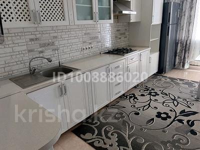 3-бөлмелі пәтер · 120 м² · 8/10 қабат, мкр. Алтын орда, С.Байшева, бағасы: 44.8 млн ₸ в Актобе