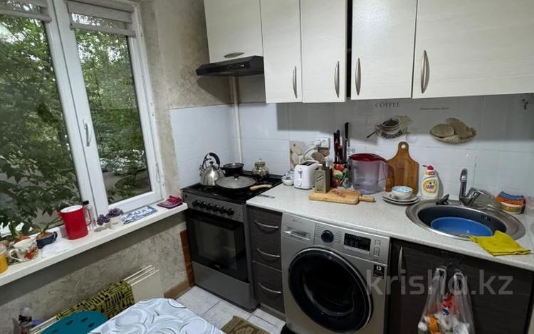 3-бөлмелі пәтер · 60 м² · 2/5 қабат, мкр Тастак-1, бағасы: 38 млн ₸ в Алматы, Ауэзовский р-н — фото 2